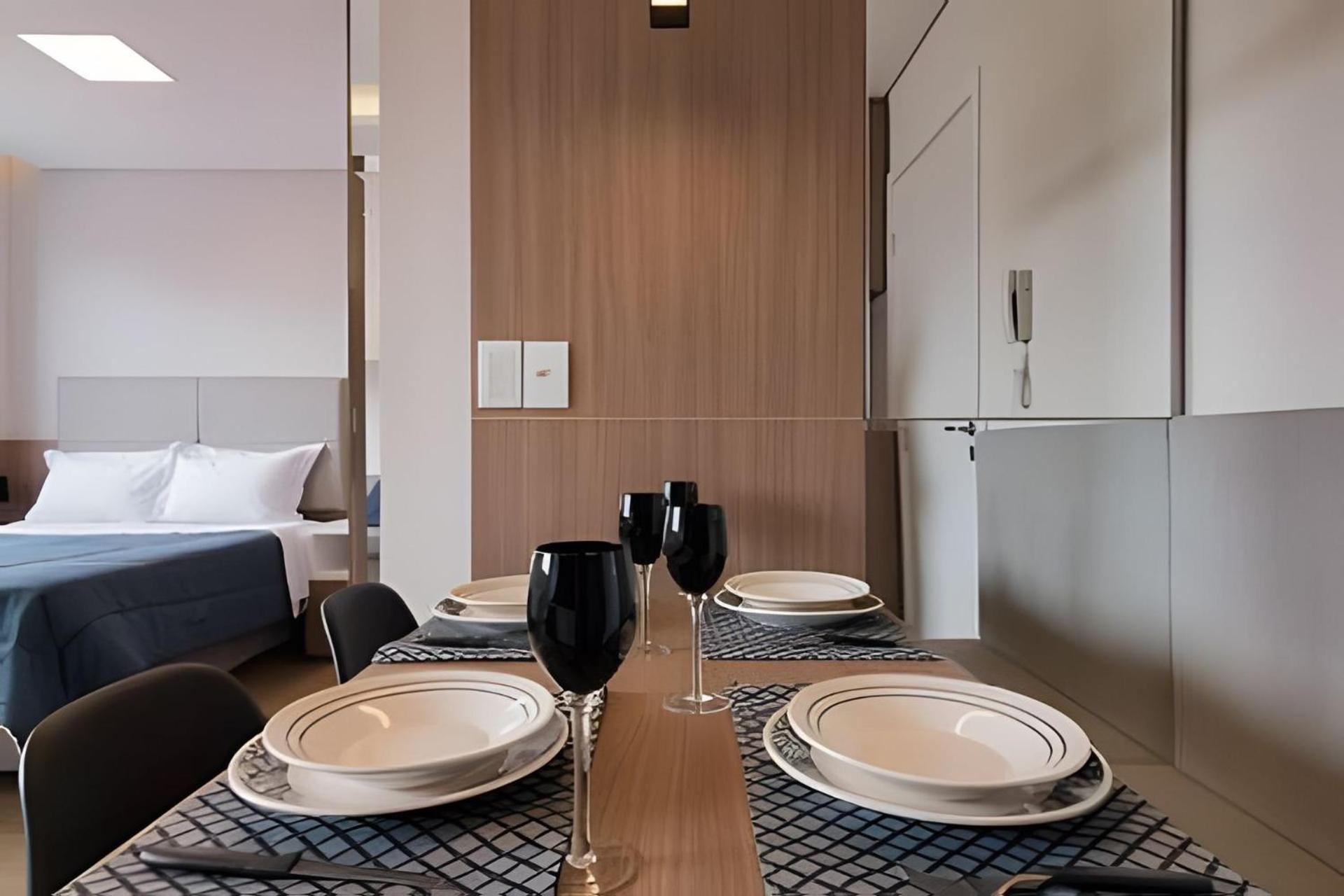 Próximo Ao Shopping Curitiba, Wifi, Tv A Cabo E Cozinha Completa. *